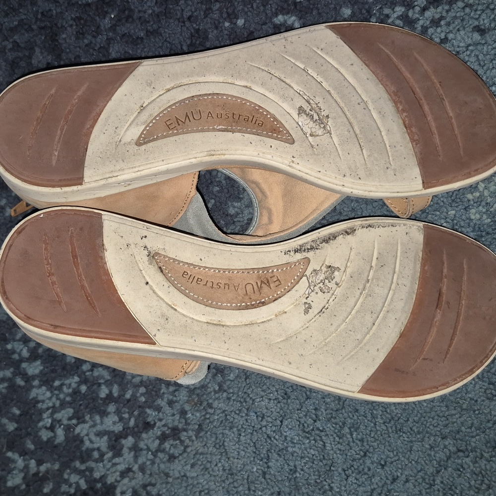 Mud Australia Tan and Gray Suede T-Strap Sandals with Ankle Buckle - Picture 4 of 5
